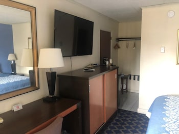Room, 2 Queen Beds, Non Smoking