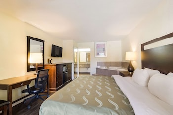 Room, 1 King Bed, Non Smoking, Jetted Tub