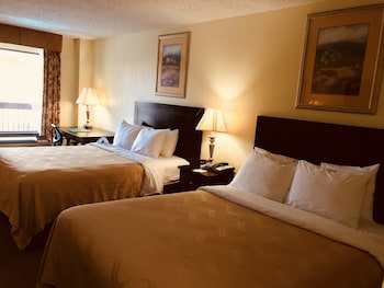 Room, 2 Queen Beds, Accessible, Non Smoking
