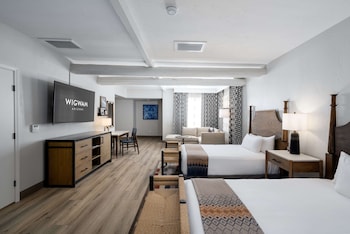 Room, 2 Queen Beds, Accessible (Garden, Accessible Tub)