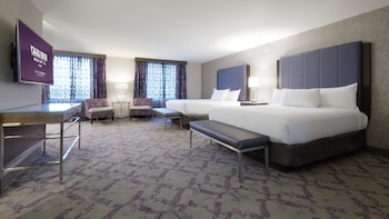 Silver Legacy Junior Suite 2 Queen Non-Smoking