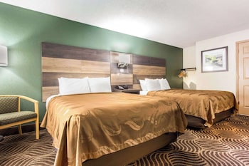 Room, 2 Queen Beds, Accessible, Non Smoking