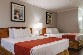 Standard Room, 2 Queen Beds, Non Smoking, Refrigerator & Microwave