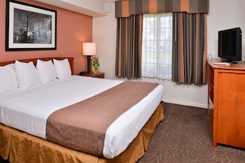 Suite, Multiple Beds, Non Smoking, Refrigerator & Microwave (Larger Room)