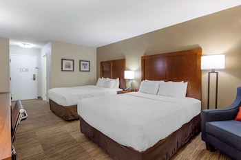 Room, 2 Queen Beds, Accessible, Non Smoking (Roll-In Shower)