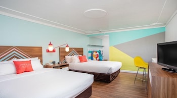 Standard Room, Poolside
