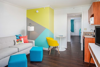 One Bedroom  Queen  Suite
