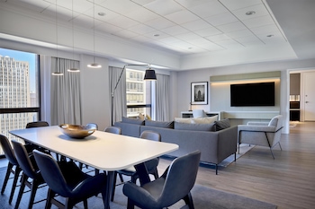 Suite (Specialty)