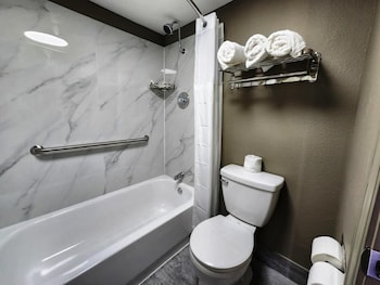 Room, 2 Double Beds, Mobility Accessible, Non Smoking (Mobility, Bathtub W/grab Bars)