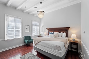 Premium Room, 1 King Bed, Non Smoking