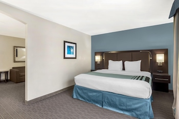 Suite, 1 King Bed, Non Smoking, Refrigerator & Microwave (Shower Only;Separate Living Room)