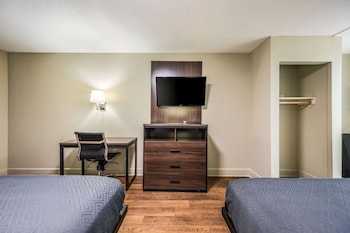 Standard Room, 2 Queen Beds, Smoking