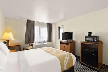 Standard Room, 1 Queen Bed, Accessible, Non Smoking