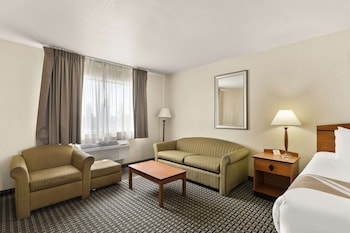 Room, Multiple Beds, Non Smoking (Larger Unit)