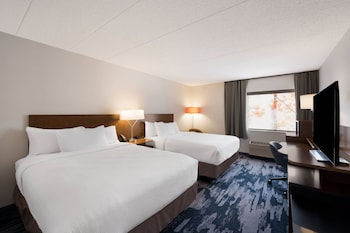 Room, 2 Queen Beds, Hearing Accessible