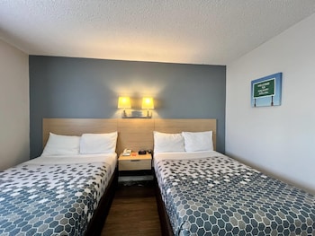 Standard Double Room, 2 Double Beds, Non Smoking