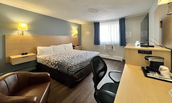 Standard Room, 1 King Bed, Non Smoking