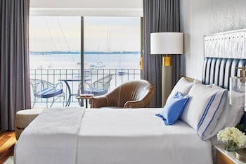 Room, 2 Queen Beds, Balcony