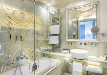 Deluxe Double Room Canal View