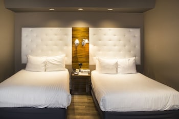 Deluxe Room, 2 Double Beds