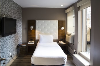 Room, 1 Twin Bed (Petite)