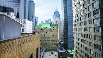 Luxury Penthouse (Penthouse)