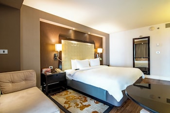 Deluxe Room EXPEDIA