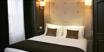 Family Room, Connecting Rooms