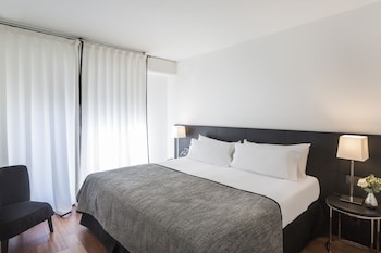 Superior Apartment, Annex Building (Paseo de Gracia)