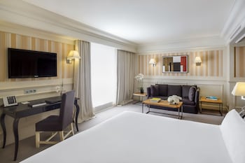 Junior Suite, City View