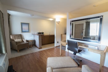 Standard Room, 1 Queen Bed