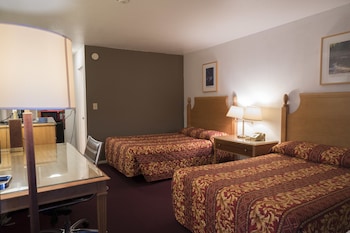 Standard Room, 2 Double Beds