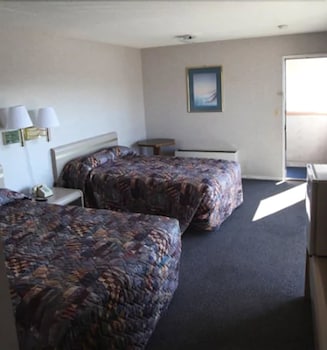 Two Double Beds with 7 Days Parking