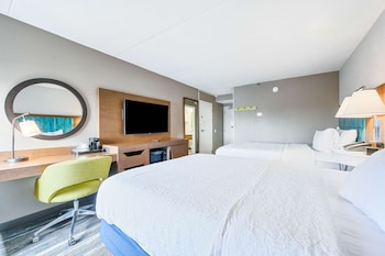 Standard Room, 2 Double Beds, Non Smoking