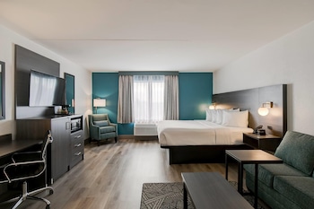 Junior Suite, 1 King Bed, Non Smoking