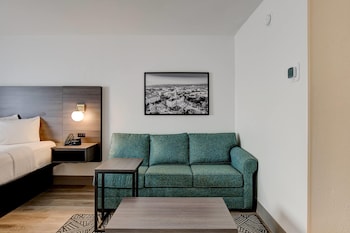 Junior Suite, 1 King Bed, Non Smoking