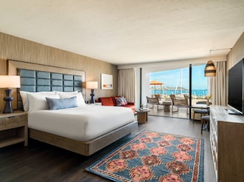 Deluxe Room, 1 King Bed with Sofa bed (King, Water View)