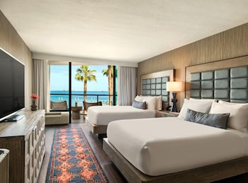 Room, 2 Queen Beds, Balcony (Water View)