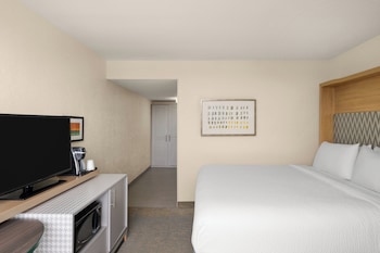 Premium Room, 1 King Bed