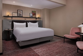 Junior Suite, 1 King Bed