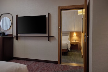 Family Room, 1 King Bed, Connecting Rooms