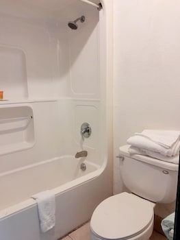 Standard Room, 2 Double Beds, Non Smoking