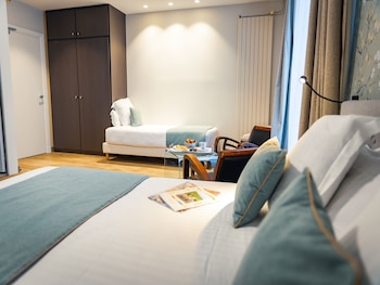 Superior Triple Room