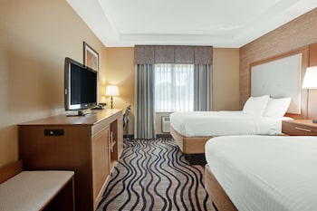 Standard Room, 2 Queen Beds, Non Smoking, Refrigerator
