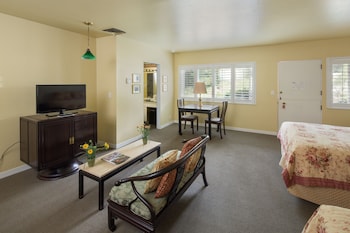 Deluxe Room, 2 Queen Beds