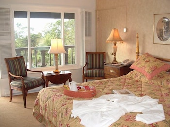 Standard Room, 1 King Bed, Ocean View