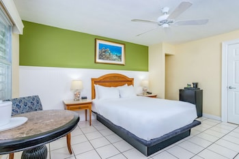 Standard Room, 1 Queen Bed, Mobility Accessible