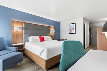 Deluxe Room, 1 King Bed