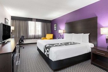 Deluxe Room, 1 King Bed, Non Smoking (Deluxe Executive Room)