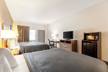 Standard Room, 2 Queen Beds, Non Smoking